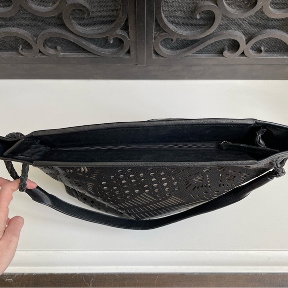 Origenes by David Luna Large Leather Shoulder Bag - Picture 7 of 12